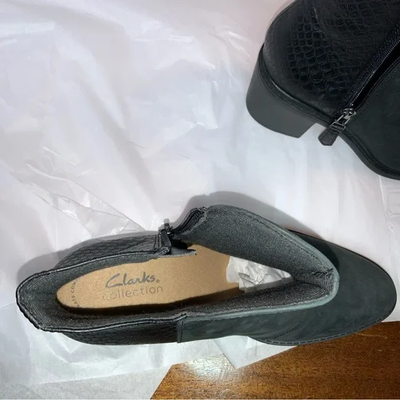 Clarks Linnae Way Black Ankle leather Boots Size 8.5
New without the box - Picture 7 of 16